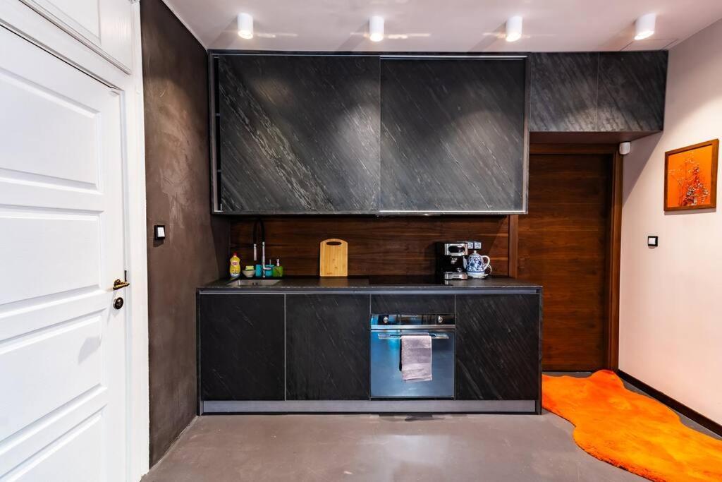 Top Central Design, 2 Bedroom, Ndk, Free Secured Parking Sofia Esterno foto