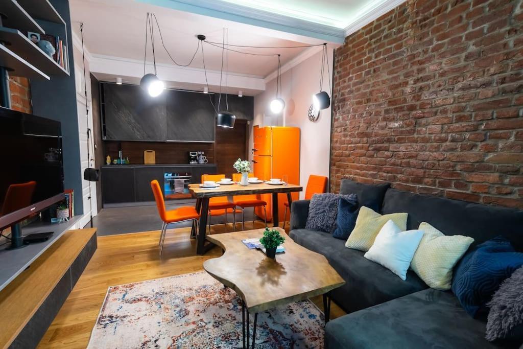 Top Central Design, 2 Bedroom, Ndk, Free Secured Parking Sofia Esterno foto
